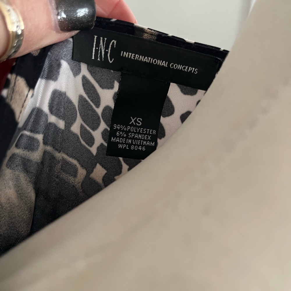 INC International Concepts Black and White Long Sleeve Dress - Picture 3 of 4
